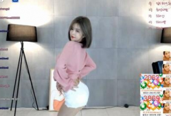 伊素婉性感跳舞视频,性感魅力瞬间点燃网络